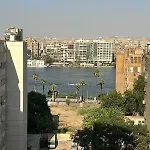 شقة على النيل بشارع مراد