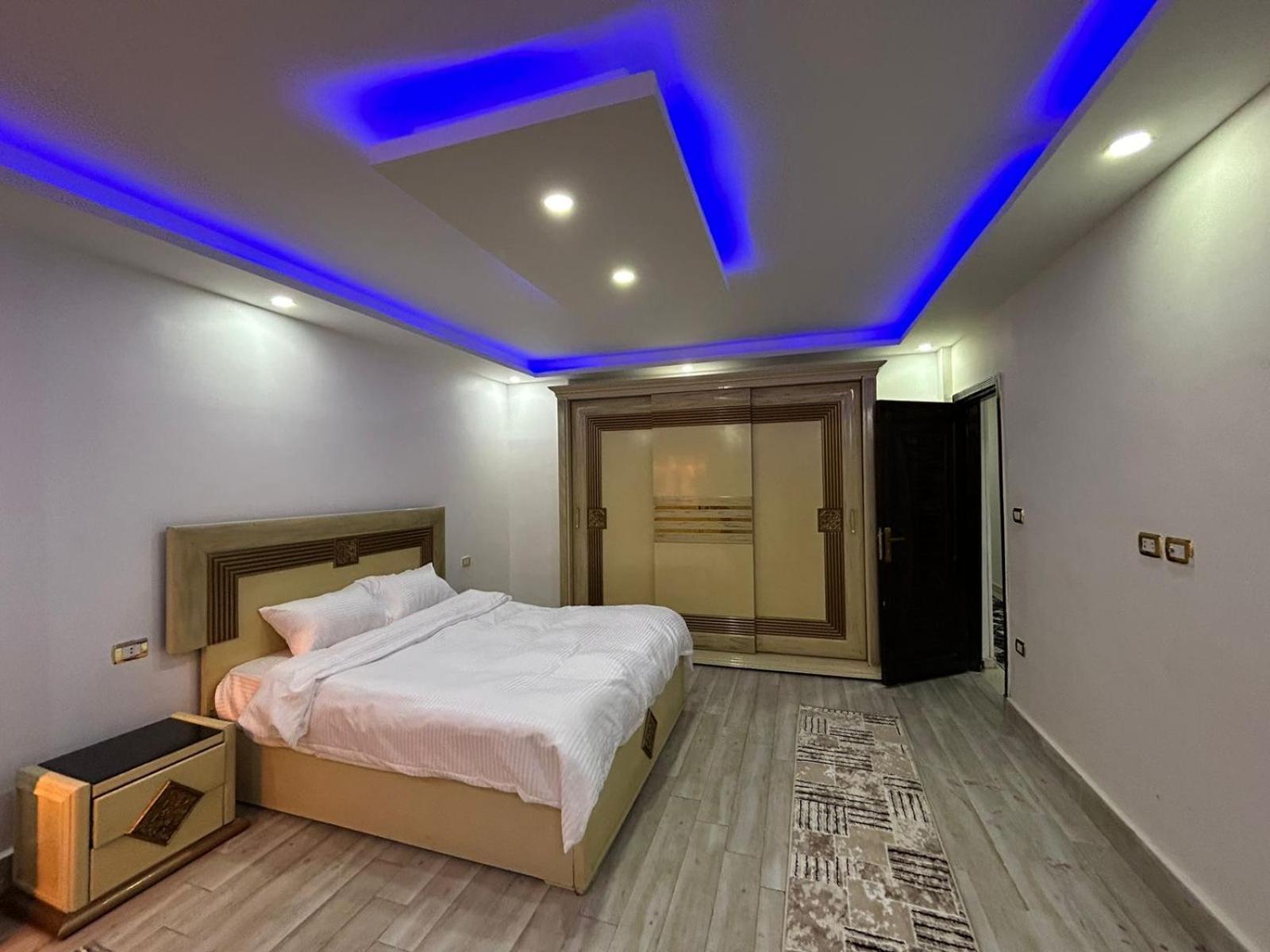 على النيل بشارع مراد Apartment